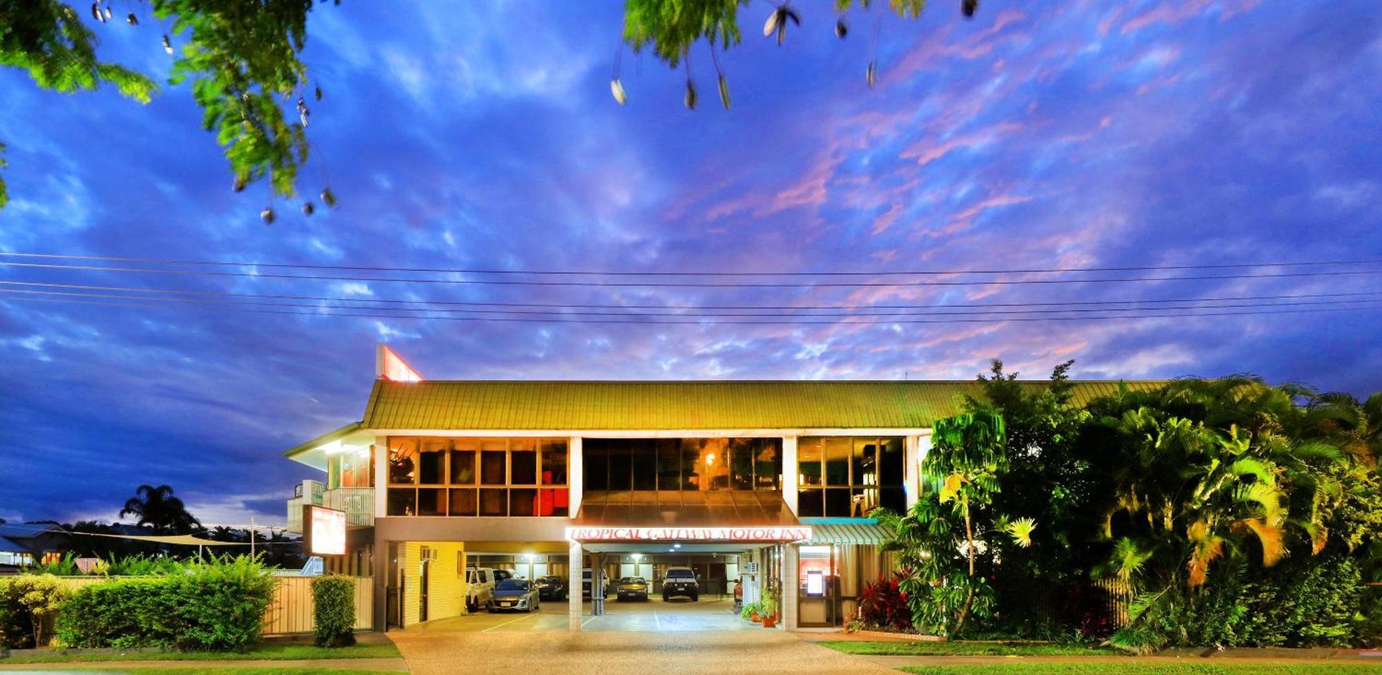 Tropical Gateway Motor Inn Rockhampton Ngoại thất bức ảnh