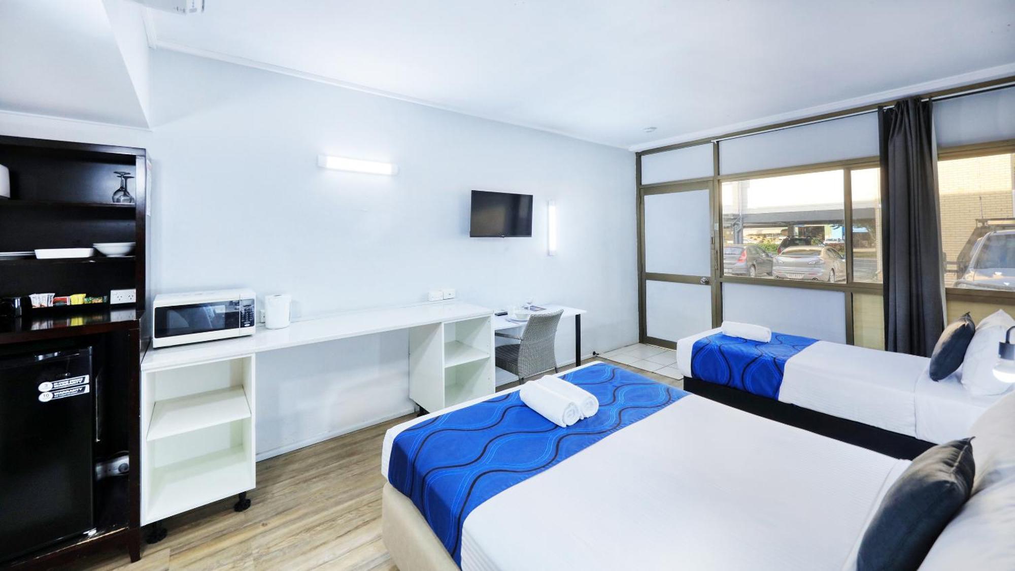 Tropical Gateway Motor Inn Rockhampton Ngoại thất bức ảnh