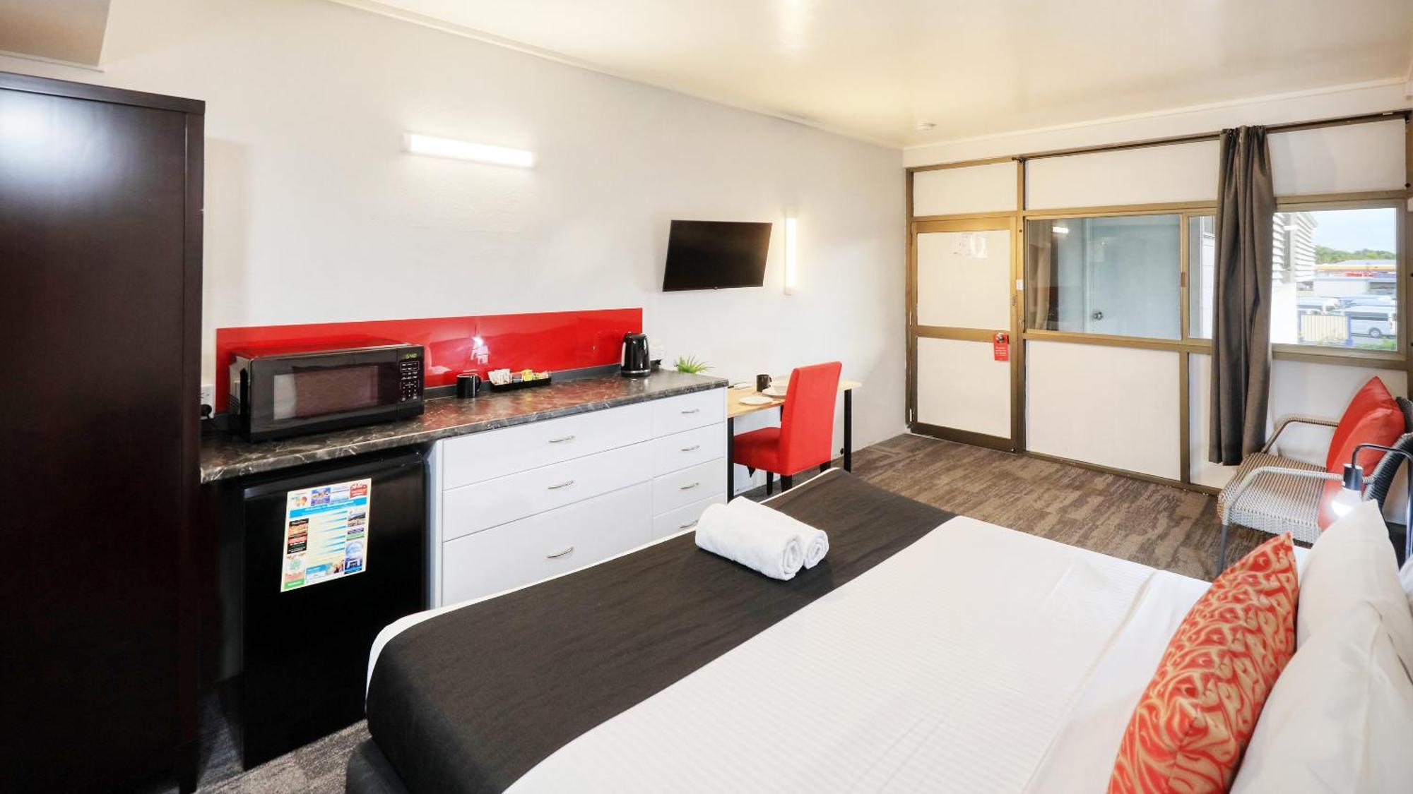 Tropical Gateway Motor Inn Rockhampton Ngoại thất bức ảnh