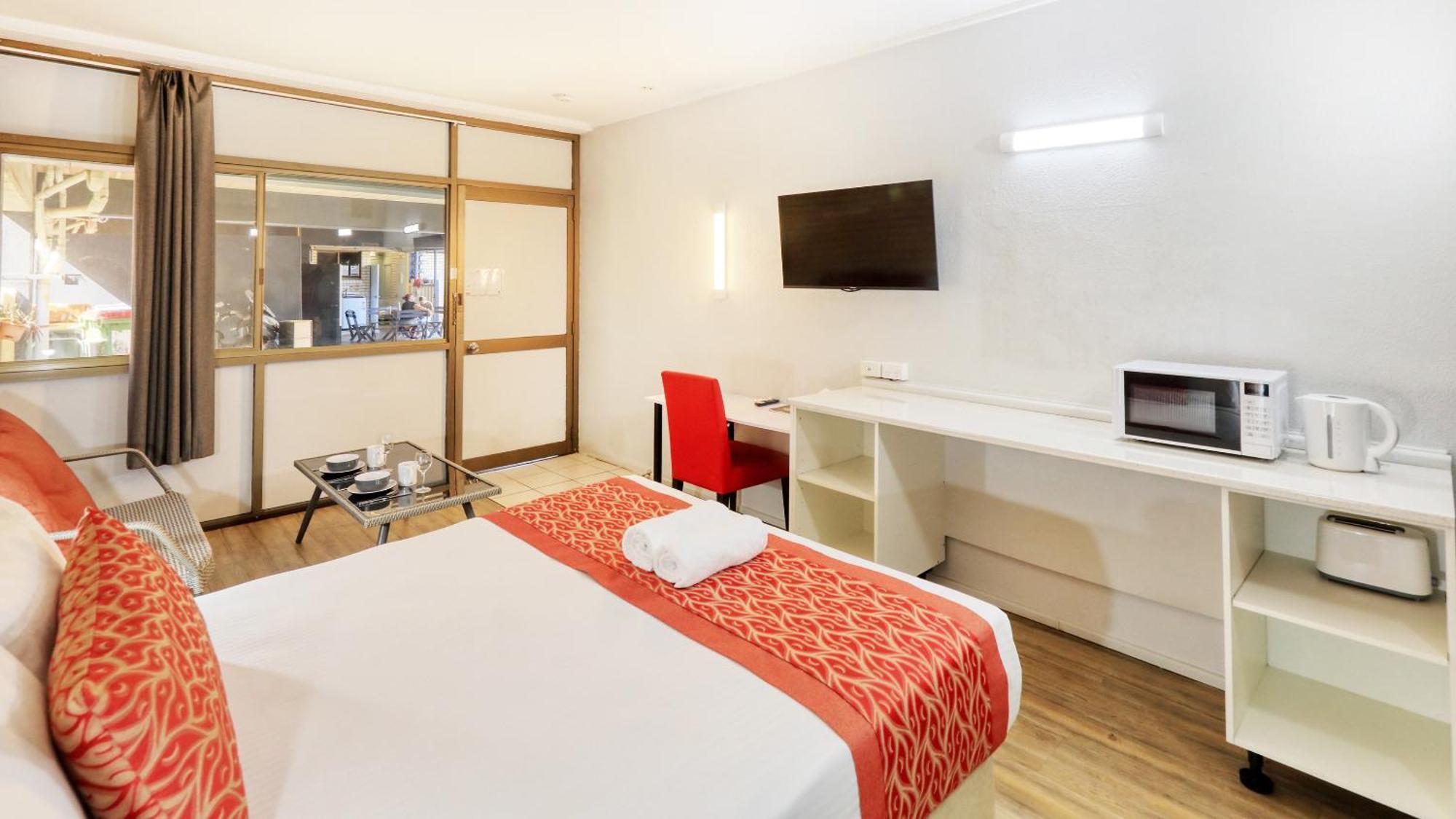 Tropical Gateway Motor Inn Rockhampton Ngoại thất bức ảnh