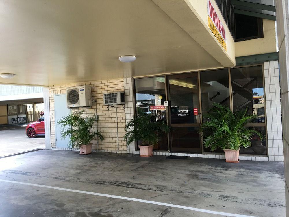 Tropical Gateway Motor Inn Rockhampton Ngoại thất bức ảnh