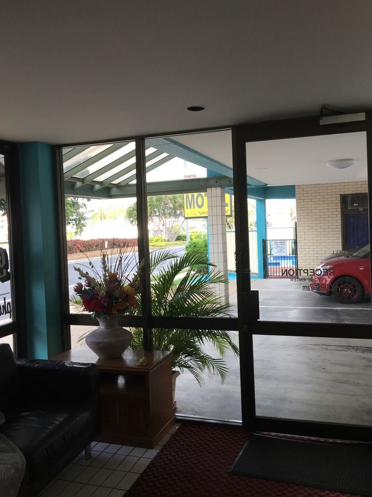 Tropical Gateway Motor Inn Rockhampton Ngoại thất bức ảnh