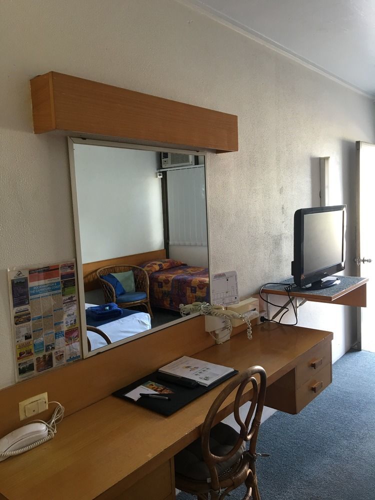Tropical Gateway Motor Inn Rockhampton Ngoại thất bức ảnh