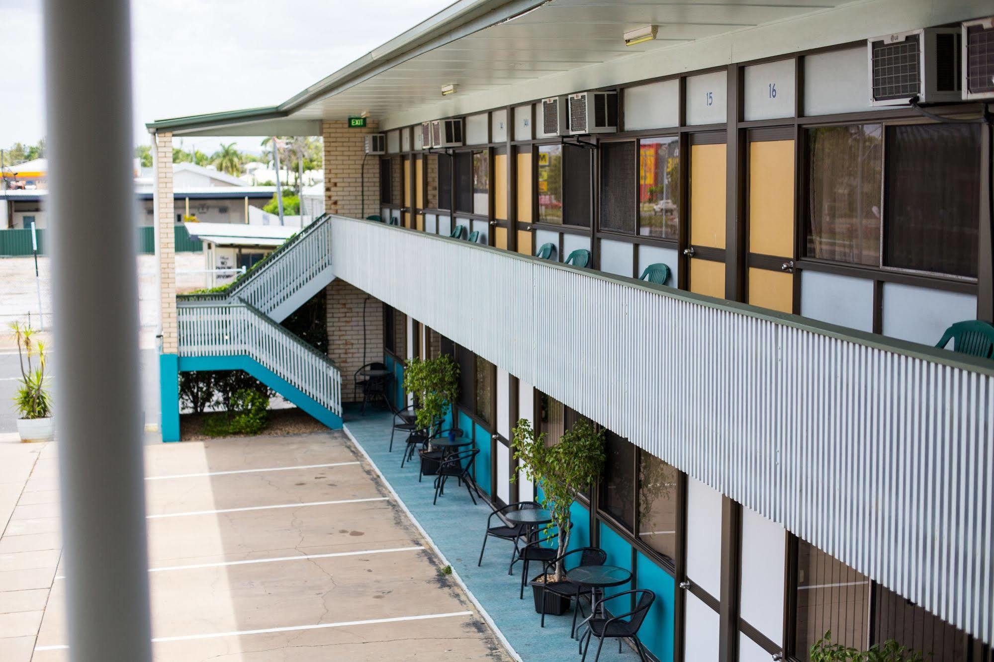 Tropical Gateway Motor Inn Rockhampton Ngoại thất bức ảnh